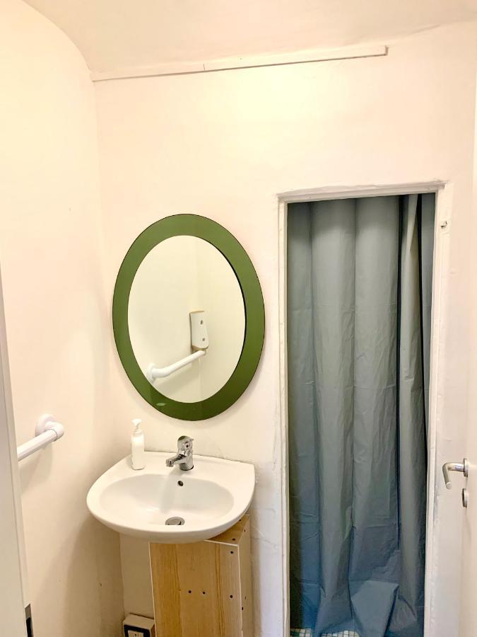 /room With Private Bathroom Bed and breakfast